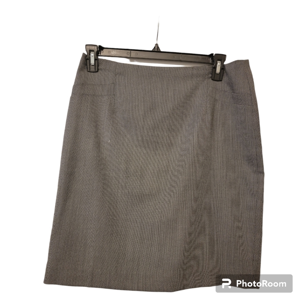 Nordstrom Halogen Woman's Pencil Skirt  Fully Lined - Size 10 - Gray & Black